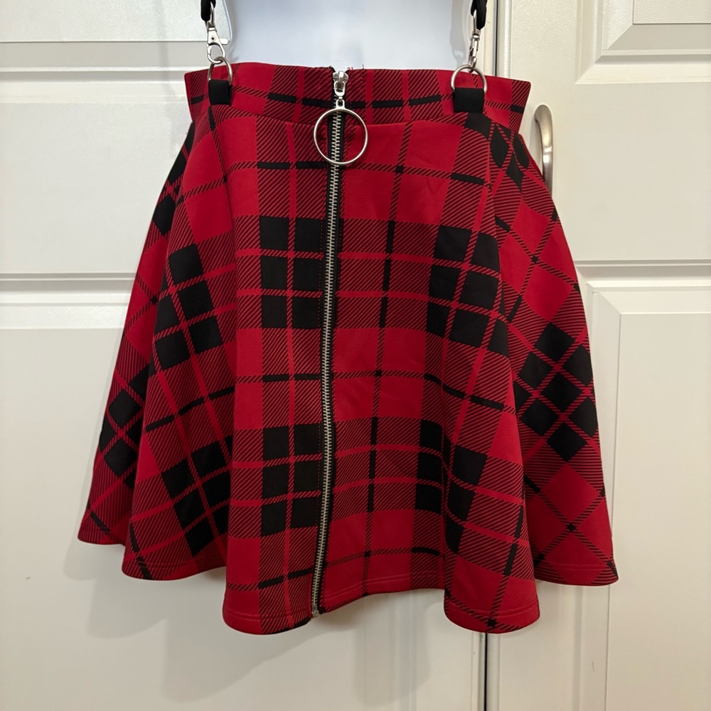 Hot Topic Red and Black Plaid Skater Skirt